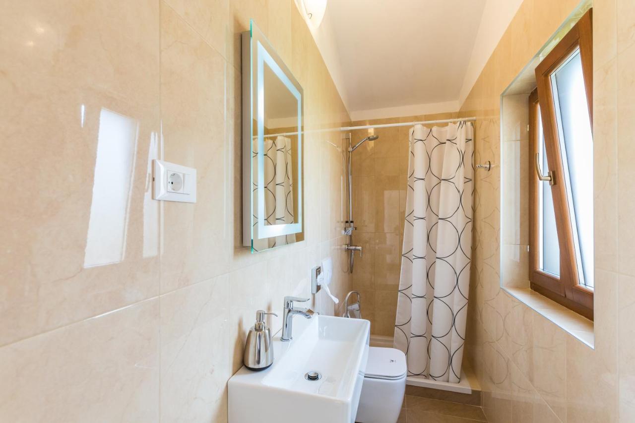 Villa Vignola Kavran Bagian luar foto